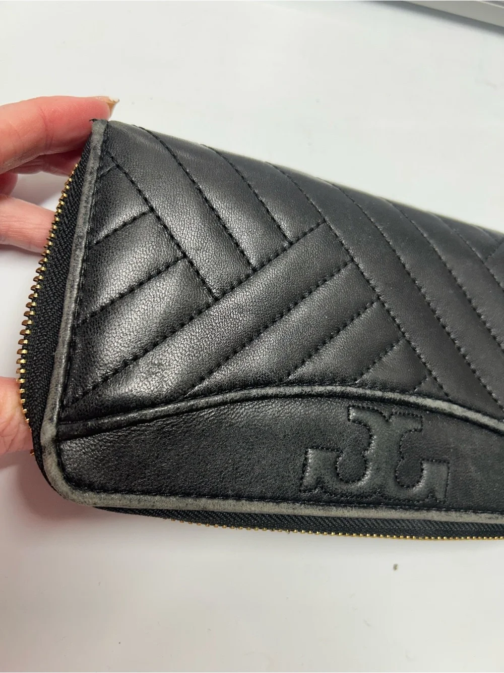 Tory Burch Black Quilted Leather Zip Wallet with Logo
